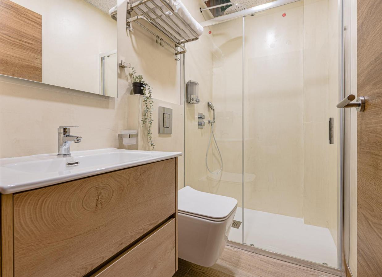 מדריד Simone Apartments מראה חיצוני תמונה